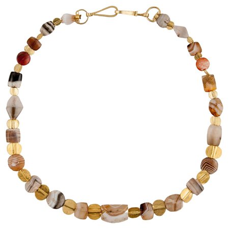 Choker Necklace of Tabular Ancient Agate Beads with 20k Gold Beads and Clasp For Sale at 1stDibs