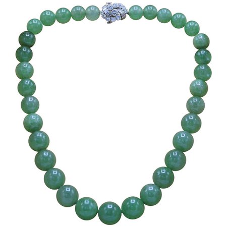 Bvlgari, Very important Large Natural Jade Jadeite and Diamond Necklace For Sale at 1stDibs