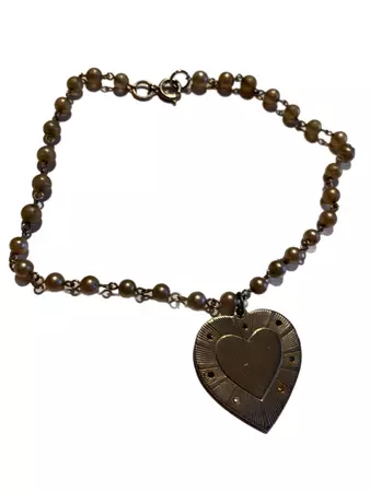 Faux Pearl Chain Necklace with Gold Tone Etched Heart Multicolored Rhi – Dorothea's Closet Vintage