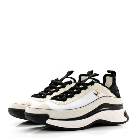 CHANEL Velvet Calfskin Mixed Fibers CC Sneakers 40 Ivory Black 1348027 | FASHIONPHILE