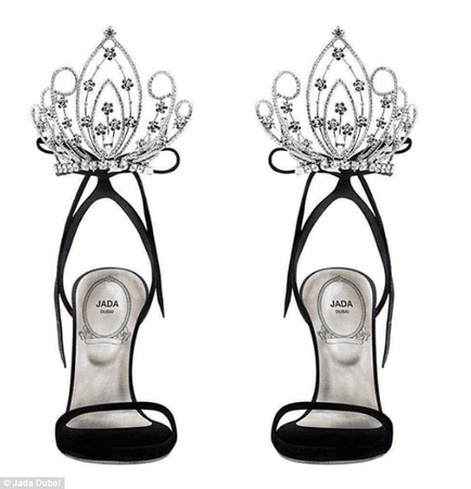 Diamond crown heels