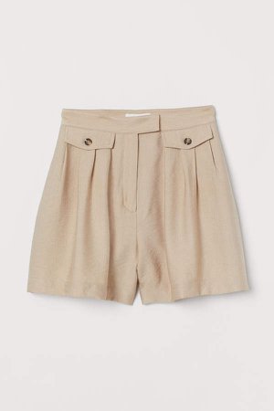 Fitted Shorts - Beige