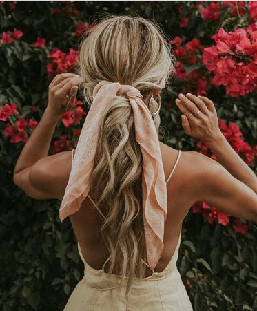 45 Chic Summer Hairstyles with Headscarves - Page 35 of 45 - Kornelia Beauty
