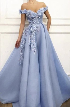 Cinderella Prom Dresses 💙