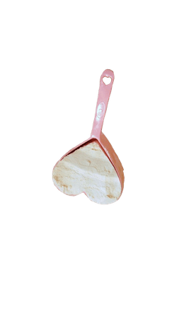 heart shaped measuring spoon