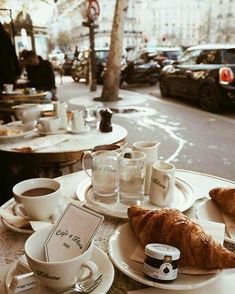 french cafe aesthetic
