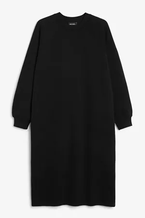 Midi sweater dress - Black - Midi dresses - Monki WW