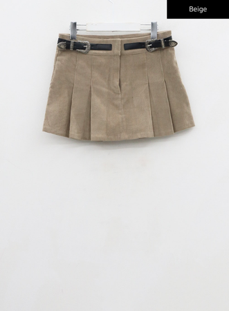 buckle pleated miniskirt