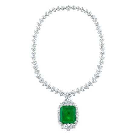 Emerald Harmony Necklace For Sale at 1stDibs