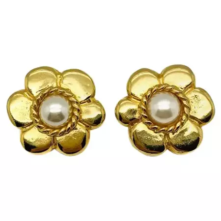 Vintage Pinky Paris Gold and Pearl Flower Earrings 1980s For Sale at 1stDibs | vintage flower earrings