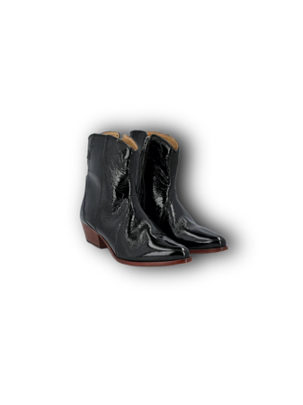 black boots booties