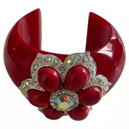 Bochic Red Carpet Bijoux Jewelry Cuff For Sale at 1stDibs | bochic jewelry, red carpet bg