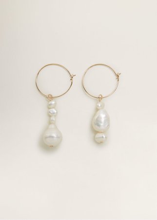 Mango pearl earrings