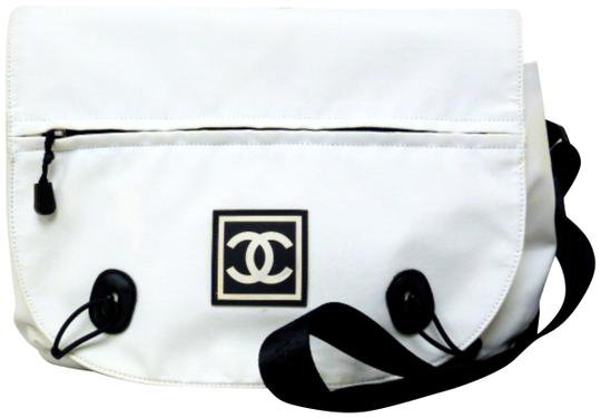 Chanel Waist Bag Sports Line Cc Fanny Pack 226173 White X Black Canvas Messenger Bag - Tradesy