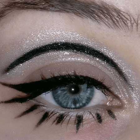60’s inspired makeup