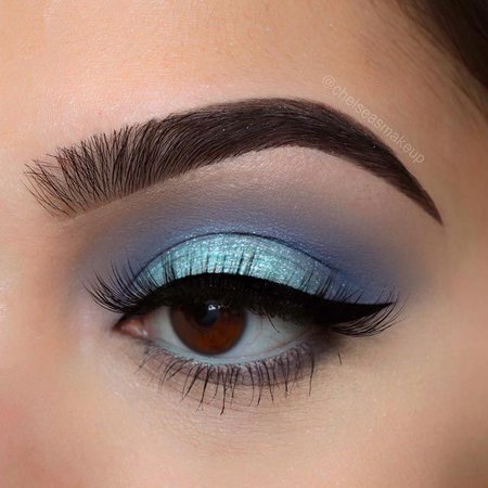 Blue Smokey Eye Makeup Ideas for the Perfect Evening ☆ See more: https://makeupjournal.co… | Eyeshadow for blue eyes, Blue eyeshadow for brown eyes, Blue smokey eye