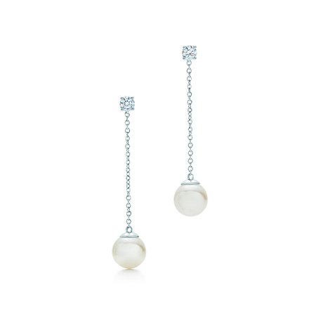 Tiffany Signature Pearls drop earrings in white gold with pearls and diamonds