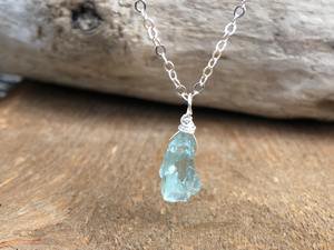 Raw Aquamarine Pendant Necklace - March Birthstone Necklace - Pisces Z – Moon Lotus Crystals