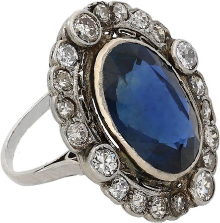 19th Century Victorian-Era 15 Carat Burma Oval-Cut Sapphire Diamond Ring For Sale at 1stdibs