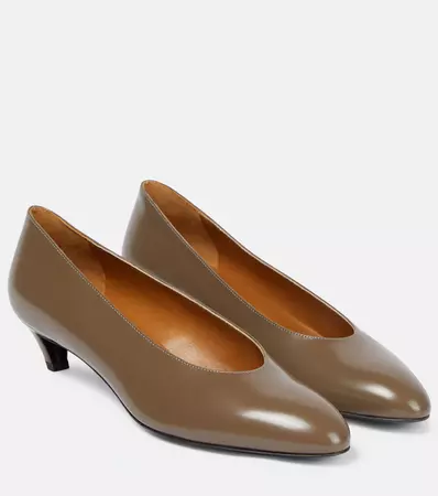 New Almond Leather Pumps in Brown - The Row | Mytheresa