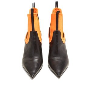 Leather neoprene insert point-toe chelsea boots | Prada