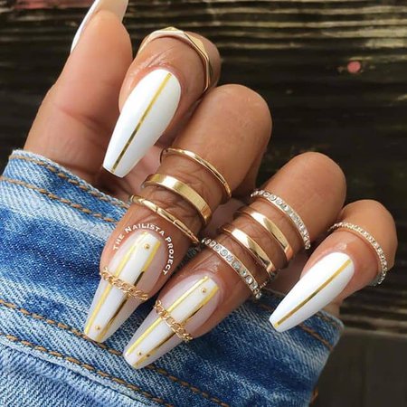 50 Incredible White and Gold Nails to Compliment Your Style in 2019