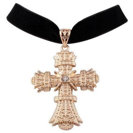 EMELI Statement Baroque Cross Choker in Gold | House of Pascal
