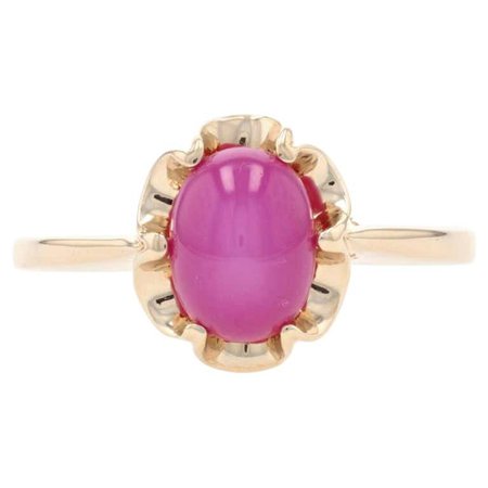 Yellow Gold Synthetic Star Ruby Solitaire Ring, 10k Oval Cabochon 1.50ct Floral For Sale at 1stDibs