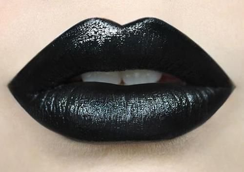 black lipstick