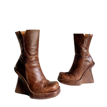 Vintage Leather Destroy Heeled Boots