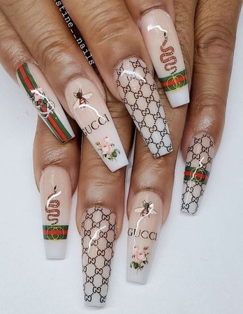Gucci nails