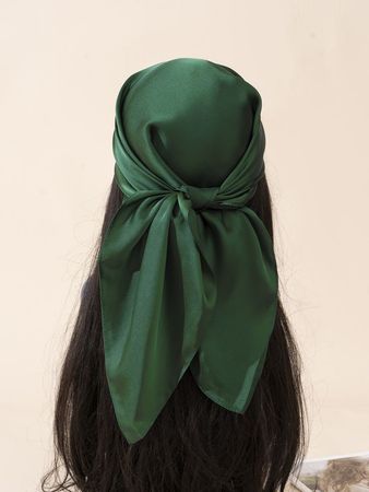 green head scarf