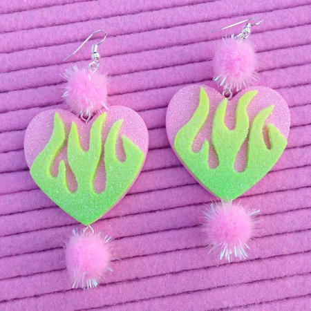 Glittery pastel pink and neon green/yellow ombre love heart | Etsy