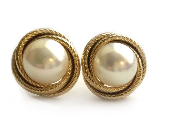 vintage pearl gold earrings
