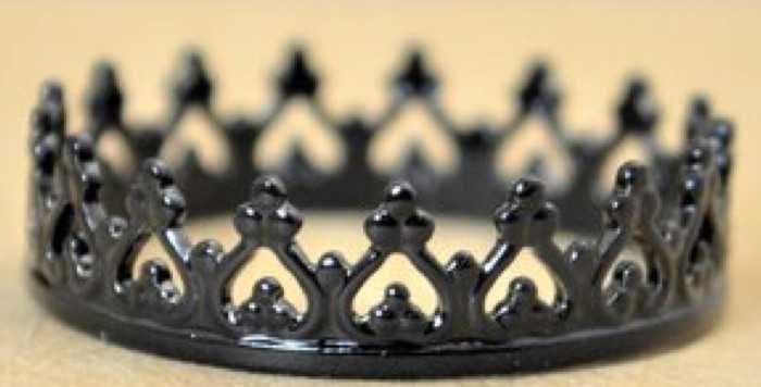 black crown ring