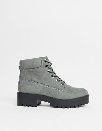 New Look chunky lace up flat boot in mid grey | ASOS