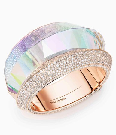holographic ring