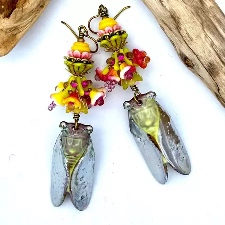 Cicada Earrings, 17 YEAR ITCH, Inset Earrings, Bug Earrings, Summer Earrings, Flower Earrings, Twinklingofaneye, Unique Earrings, Bug Lover - Etsy