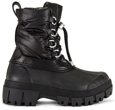 RB Winter Boot