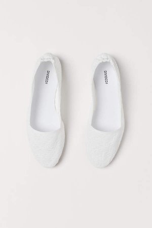 Ballet Flats with Embroidery - White