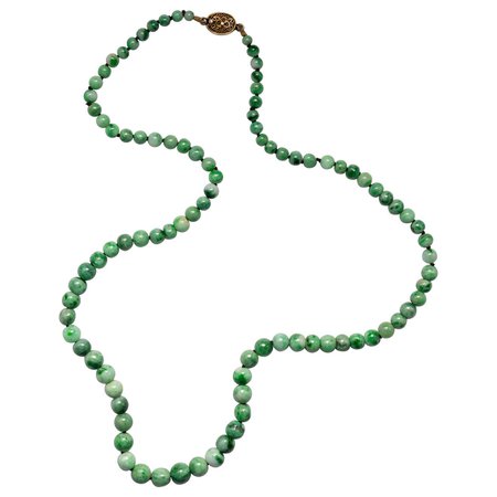 Jade Necklace circa 1930s Variegated Green Certified Untreated For Sale at 1stDibs