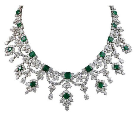 Diamond and Emerald period necklace