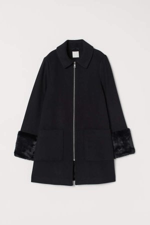 Coat with Faux Fur - Black