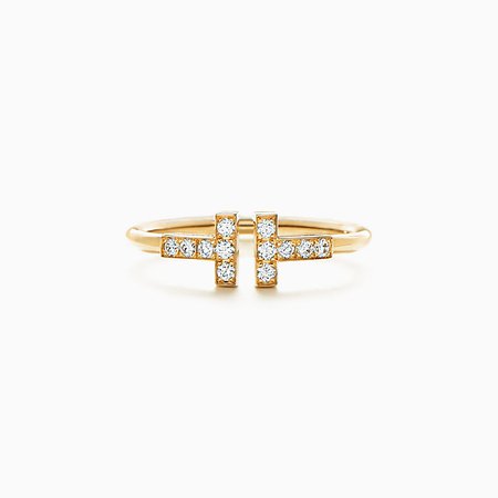 Tiffany T diamond chain ring in 18k gold. | Tiffany & Co.
