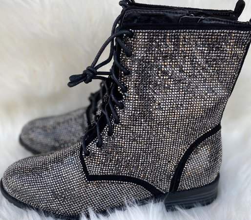 Glamour Boots