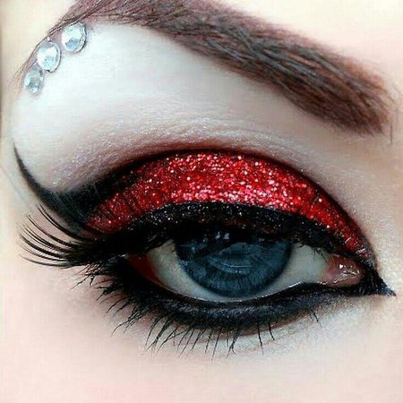 pretty queen of hearts makeup - Google Search