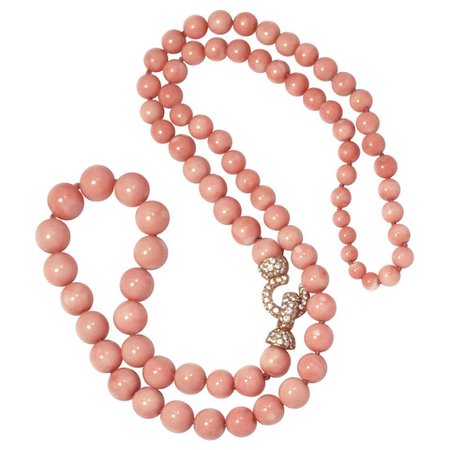 Exceptional Cartier Angel Skin Coral Bead Necklace For Sale at 1stDibs