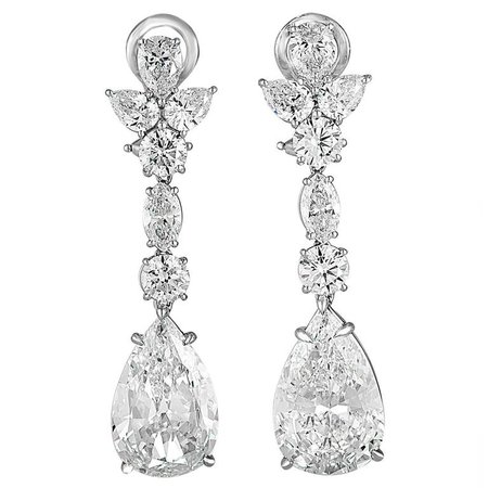 7 Carat Pear Shaped Diamond Platinum Drop Earrings For Sale at 1stdibs