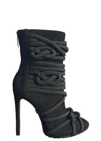 Talia black boot heel