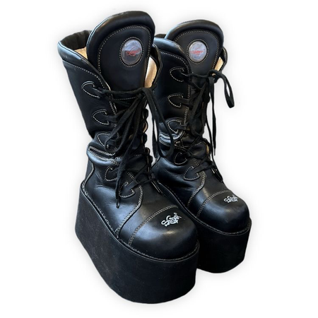 swear 90s leather platform boots